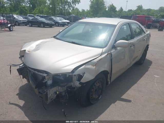 45211577 :رقم المزاد ، 4T1BE46K17U652778 vin ، 2007 Toyota Camry Le مزاد بيع
