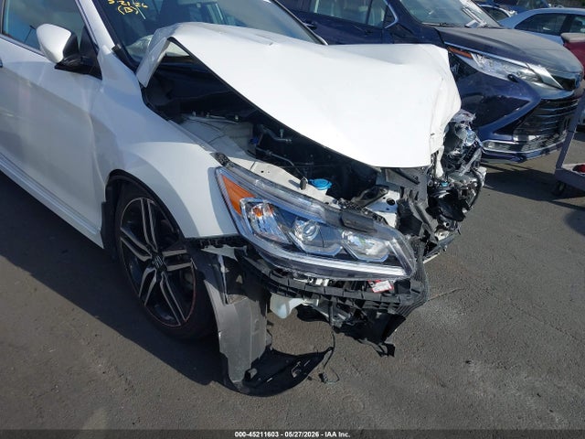 1HGCR2F14HA135214 Honda Accord Sport Se