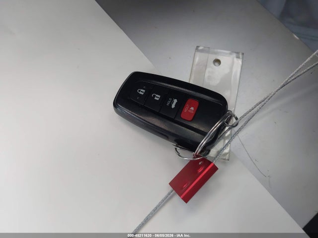 45211620 :رقم المزاد ، 4T1C31AK1PU052973 vin ، 2023 Toyota Camry Le Hybrid مزاد بيع