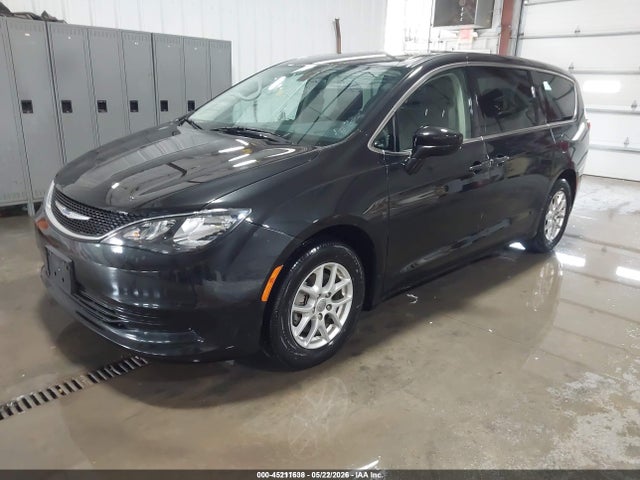 Chrysler Voyager Lx 2020 2C4RC1CG3LR195616 Image 2