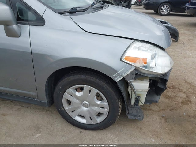 2011 Nissan Versa 1.8s მანქანა იყიდება აუქციონზე, vin: 3N1BC1CP5BL484805, აუქციონის ნომერი: 45211644