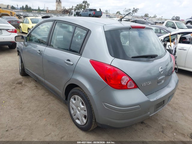 2011 Nissan Versa 1.8s მანქანა იყიდება აუქციონზე, vin: 3N1BC1CP5BL484805, აუქციონის ნომერი: 45211644
