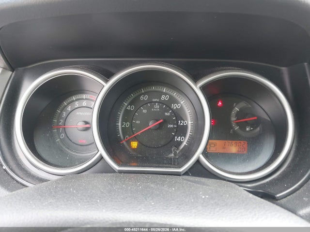 2011 Nissan Versa 1.8s მანქანა იყიდება აუქციონზე, vin: 3N1BC1CP5BL484805, აუქციონის ნომერი: 45211644