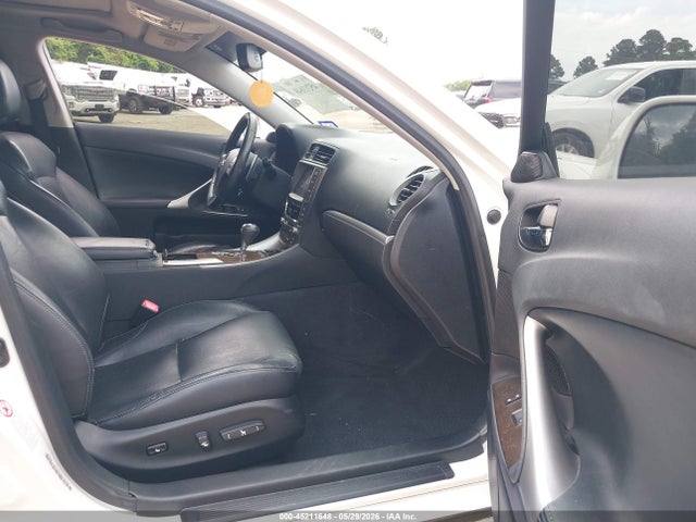 Продажа на аукционе авто 2012 Lexus Is 350, vin: JTHBE5C28C5031104, номер лота: 45211648