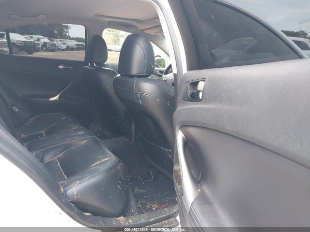 Продажа на аукционе авто 2012 Lexus Is 350, vin: JTHBE5C28C5031104, номер лота: 45211648
