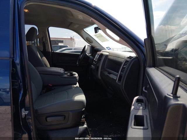 Продажа на аукционе авто 2019 Ram 1500 Classic Tradesman  4x2 6'4 Box, vin: 1C6RR6FG2KS613370, номер лота: 45211654