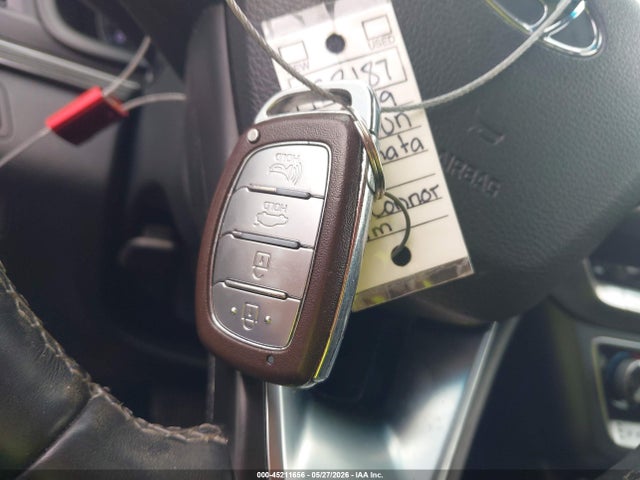 2019 Hyundai Sonata Limited მანქანა იყიდება აუქციონზე, vin: 5NPE34AF3KH762994, აუქციონის ნომერი: 45211656