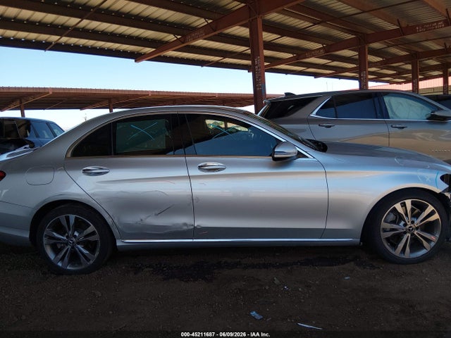 Продаж на аукціоні авто 2017 Mercedes-benz C 300, vin: 55SWF4JB0HU217219, номер лоту: 45211687
