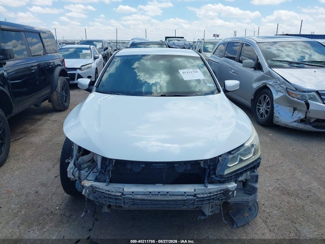 45211705 :رقم المزاد ، 1HGCR2F55HA297646 vin ، 2017 Honda Accord Sport مزاد بيع