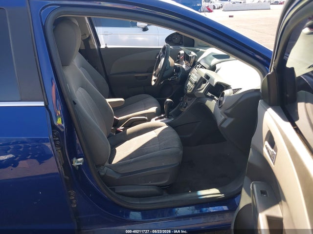 45211727 :رقم المزاد ، 1G1JC5SH3C4222761 vin ، 2012 Chevrolet Sonic 2lt مزاد بيع