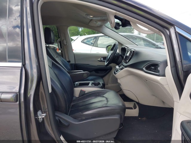 Продаж на аукціоні авто 2022 Chrysler Pacifica Touring L, vin: 2C4RC1BGXNR109660, номер лоту: 45211731