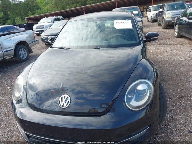 2013 Volkswagen Beetle 2.0t Turbo მანქანა იყიდება აუქციონზე, vin: 3VWV67AT6DM608336, აუქციონის ნომერი: 45211736