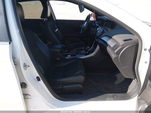1HGCR2F68HA065289 Honda Accord Sport
