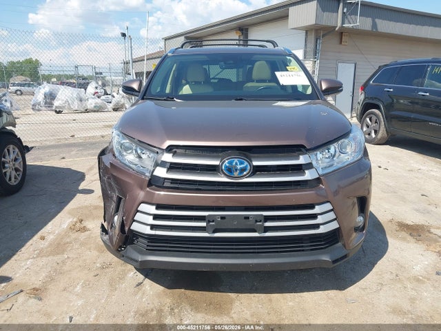 45211756 :رقم المزاد ، 5TDJGRFH8HS022886 vin ، 2017 Toyota Highlander Hybrid Xle مزاد بيع