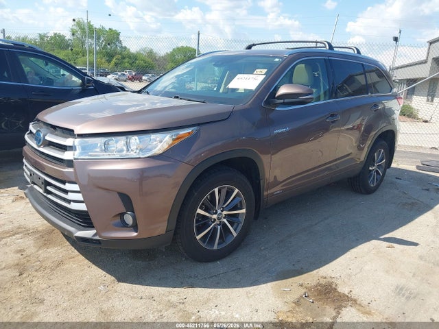 45211756 :رقم المزاد ، 5TDJGRFH8HS022886 vin ، 2017 Toyota Highlander Hybrid Xle مزاد بيع