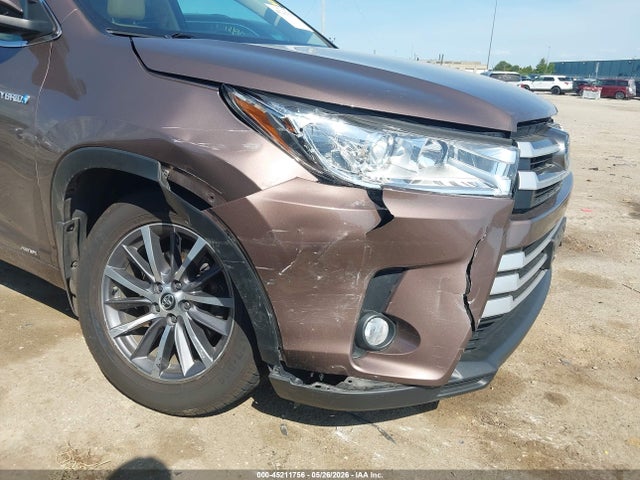 45211756 :رقم المزاد ، 5TDJGRFH8HS022886 vin ، 2017 Toyota Highlander Hybrid Xle مزاد بيع