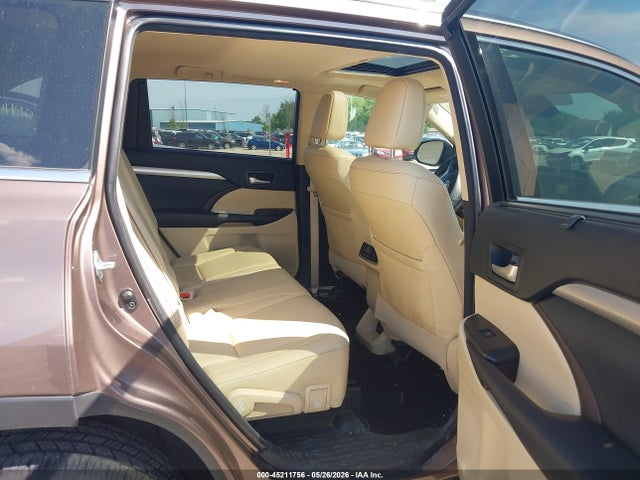 45211756 :رقم المزاد ، 5TDJGRFH8HS022886 vin ، 2017 Toyota Highlander Hybrid Xle مزاد بيع