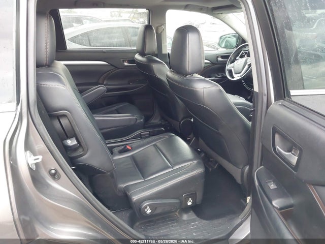 45211768 :رقم المزاد ، 5TDJZRFH0HS518534 vin ، 2017 Toyota Highlander Xle مزاد بيع