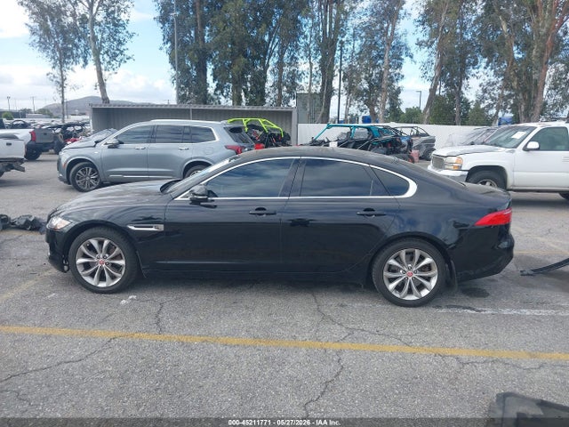 SAJBJ4FX1KCY79223 Jaguar Xf 25t Premium