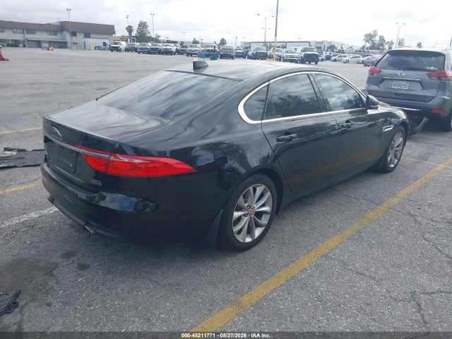 SAJBJ4FX1KCY79223 Jaguar Xf 25t Premium
