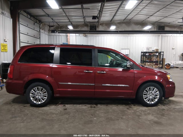 Продаж на аукціоні авто 2015 Chrysler Town & Country Touring-l, vin: 2C4RC1CG2FR742895, номер лоту: 45211793
