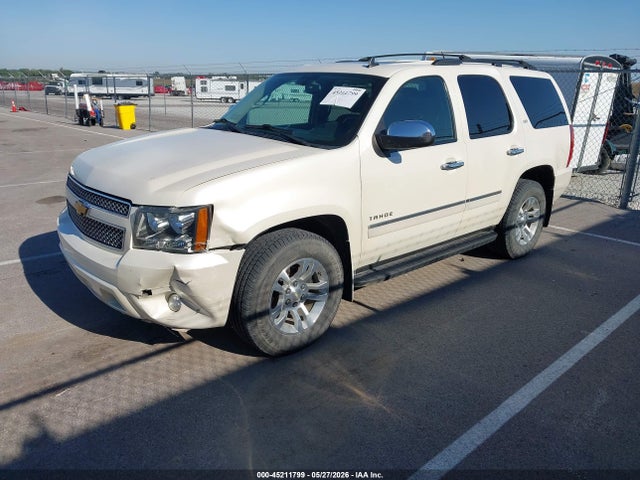 45211799 :رقم المزاد ، 1GNSKCE08BR250833 vin ، 2011 Chevrolet Tahoe Ltz مزاد بيع