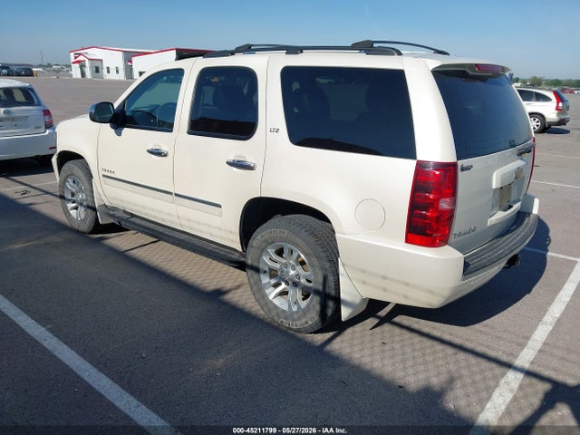 45211799 :رقم المزاد ، 1GNSKCE08BR250833 vin ، 2011 Chevrolet Tahoe Ltz مزاد بيع