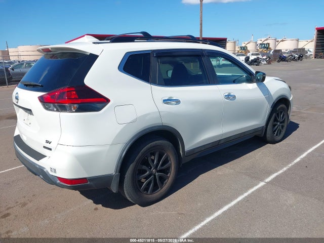 Nissan ROGUE SV 2018 5N1AT2MT5JC787230 Image 4