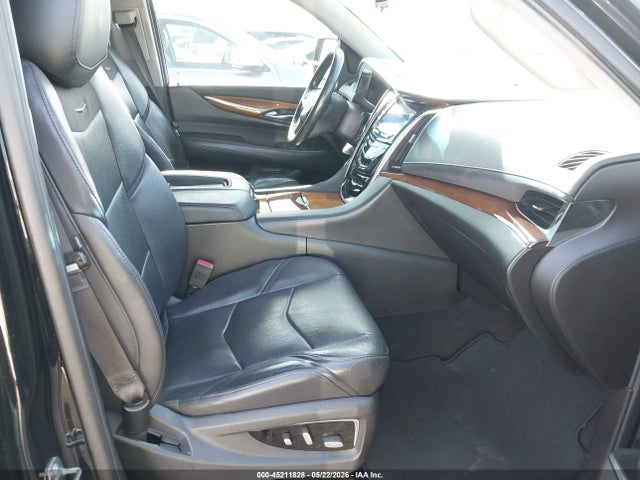 Aukcja sprzedaży 2017 Cadillac Escalade Esv Luxury, vin: 1GYS3HKJ9HR123916, numer aukcji: 45211828