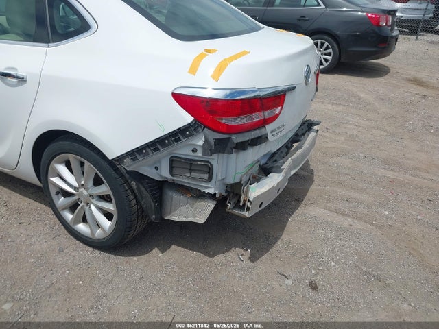 45211842 :رقم المزاد ، 1G4PS5SK2C4209611 vin ، 2012 Buick Verano Leather Group مزاد بيع
