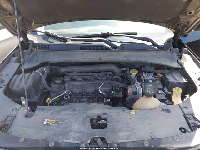 45211860 :رقم المزاد ، 3C4NJDBB1JT393648 vin ، 2018 Jeep Compass Latitude 4x4 مزاد بيع