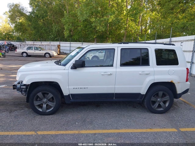 Продажа на аукционе авто 2015 Jeep Patriot High Altitude Edition, vin: 1C4NJRFB2FD317666, номер лота: 45211865