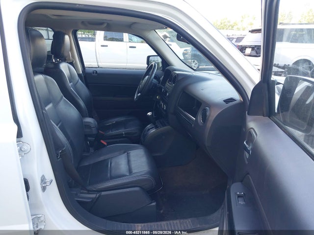 Продажа на аукционе авто 2015 Jeep Patriot High Altitude Edition, vin: 1C4NJRFB2FD317666, номер лота: 45211865