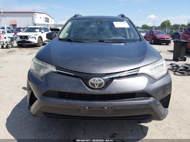 JTMBFREV9HJ154020 Toyota RAV4 LE