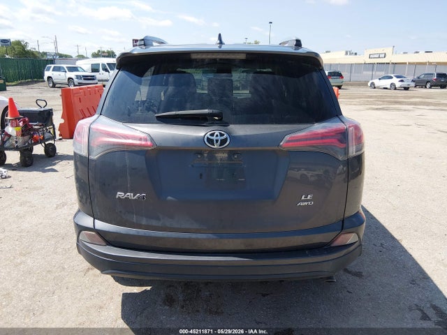 JTMBFREV9HJ154020 Toyota RAV4 LE