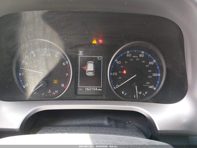JTMBFREV9HJ154020 Toyota RAV4 LE