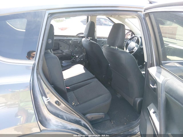 JTMBFREV9HJ154020 Toyota RAV4 LE