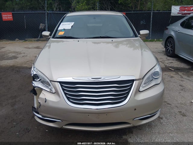2014 Chrysler 200 Touring მანქანა იყიდება აუქციონზე, vin: 1C3CCBBB5EN191038, აუქციონის ნომერი: 45211917