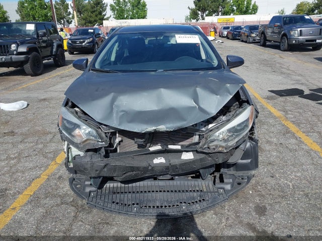 45211933 :رقم المزاد ، 5YFBURHE6FP295136 vin ، 2015 Toyota Corolla L مزاد بيع