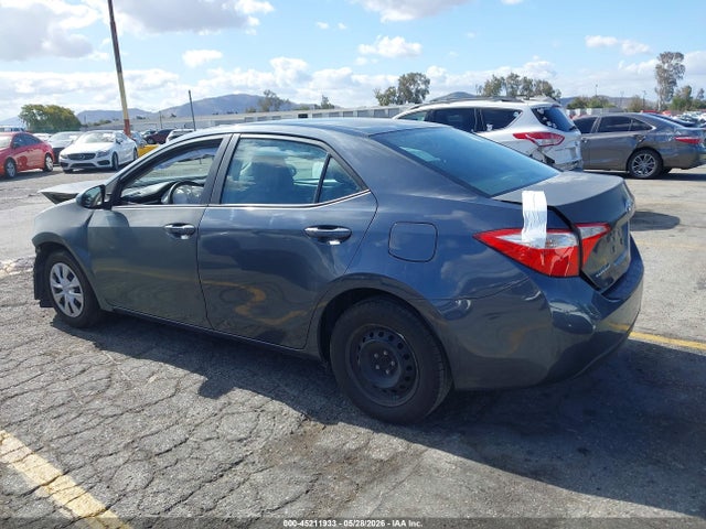 45211933 :رقم المزاد ، 5YFBURHE6FP295136 vin ، 2015 Toyota Corolla L مزاد بيع