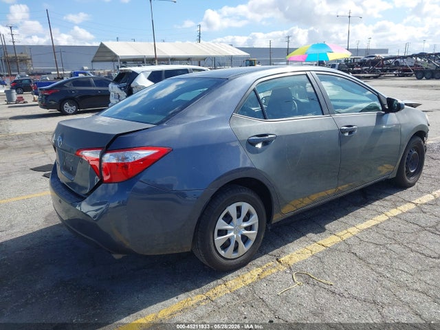 45211933 :رقم المزاد ، 5YFBURHE6FP295136 vin ، 2015 Toyota Corolla L مزاد بيع