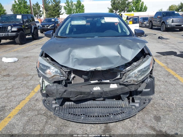 45211933 :رقم المزاد ، 5YFBURHE6FP295136 vin ، 2015 Toyota Corolla L مزاد بيع