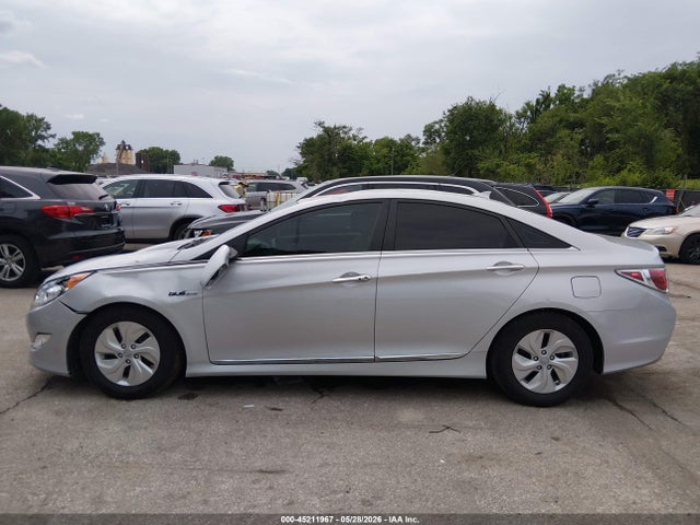 45211967 :رقم المزاد ، KMHEC4A40FA135337 vin ، 2015 Hyundai Sonata Hybrid مزاد بيع