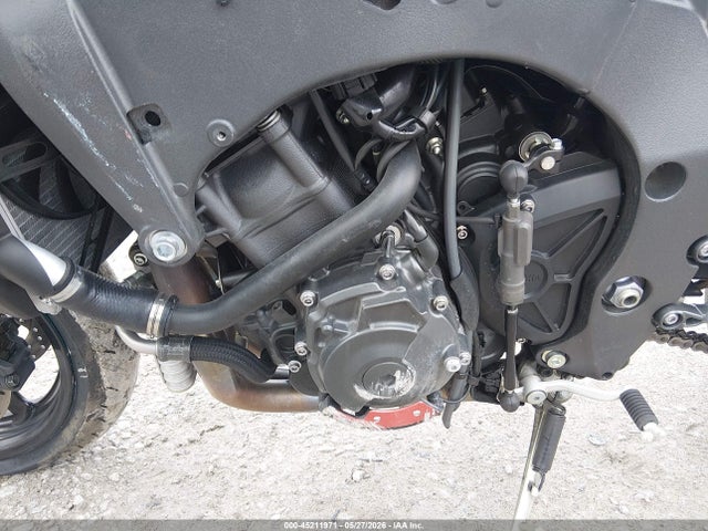 45211971 :رقم المزاد ، JYARN79E4NA000323 vin ، 2022 Yamaha Mtn1000 مزاد بيع