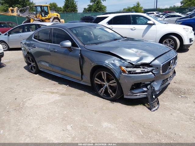 45212049 :رقم المزاد ، 7JRBR0FL5MG123517 vin ، 2021 Volvo S60 Recharge Plug-in Hybrid T8 Inscription مزاد بيع