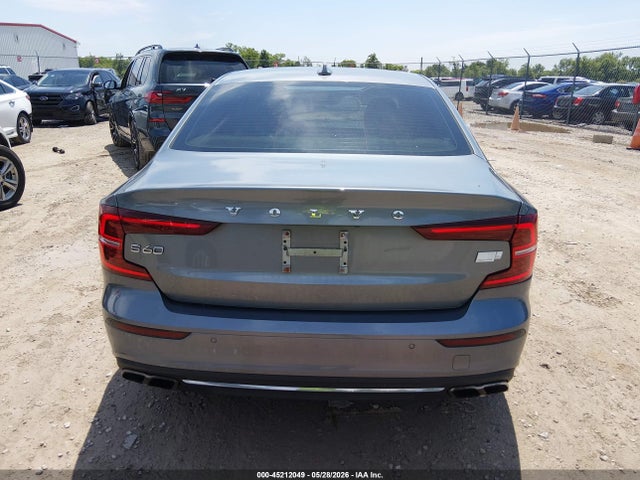 2021 Volvo S60 Recharge Plug-in Hybrid T8 Inscription მანქანა იყიდება აუქციონზე, vin: 7JRBR0FL5MG123517, აუქციონის ნომერი: 45212049