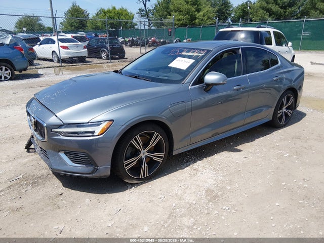 2021 Volvo S60 Recharge Plug-in Hybrid T8 Inscription მანქანა იყიდება აუქციონზე, vin: 7JRBR0FL5MG123517, აუქციონის ნომერი: 45212049
