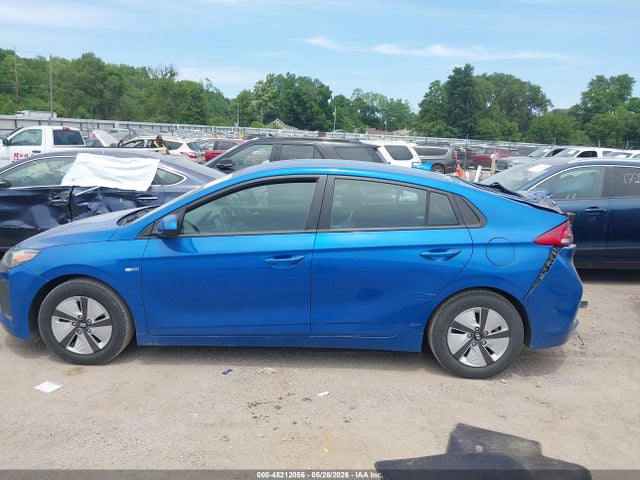 Продаж на аукціоні авто 2018 Hyundai Ioniq Hybrid Blue, vin: KMHC65LC3JU072833, номер лоту: 45212056
