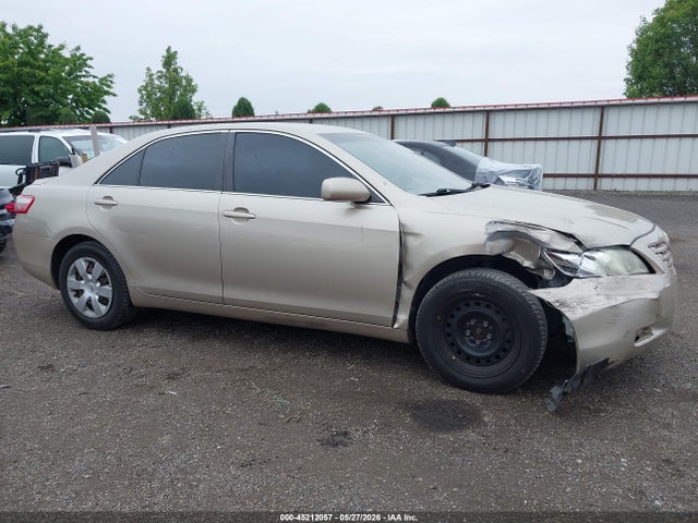 2007 Toyota Camry Le მანქანა იყიდება აუქციონზე, vin: 4T1BE46K17U040418, აუქციონის ნომერი: 45212057