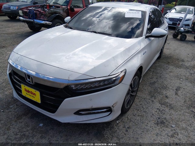 Продажа на аукционе авто 2019 Honda Accord Hybrid Touring, vin: 1HGCV3F93KA017850, номер лота: 45212125